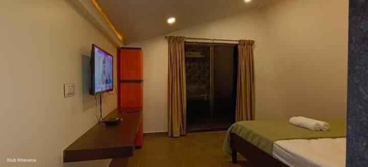 Klub Khavana- The Exclusive Beachfront Resort Vengurla 外观 照片