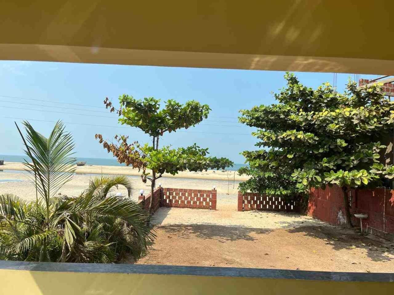 Klub Khavana- The Exclusive Beachfront Resort Vengurla 外观 照片