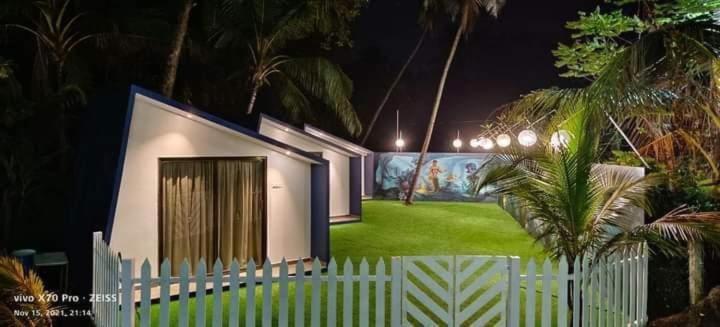 Klub Khavana- The Exclusive Beachfront Resort Vengurla 外观 照片