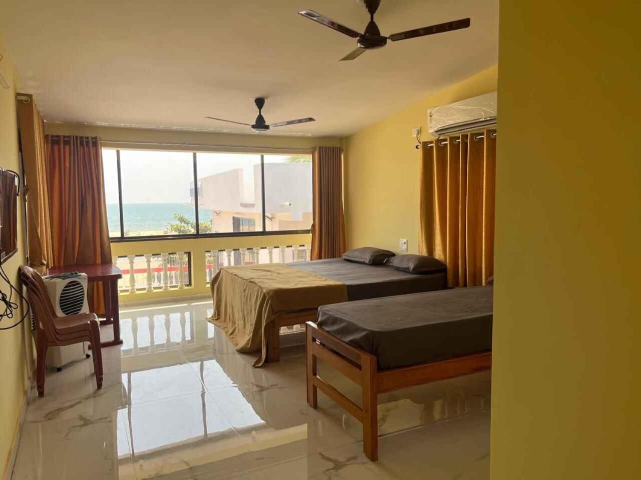 Klub Khavana- The Exclusive Beachfront Resort Vengurla 外观 照片