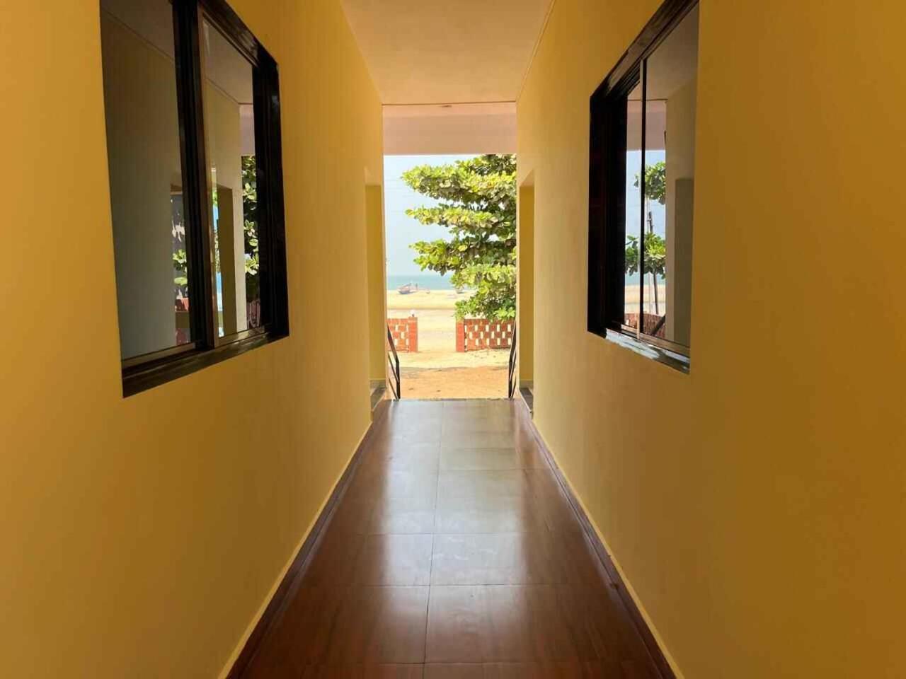 Klub Khavana- The Exclusive Beachfront Resort Vengurla 外观 照片