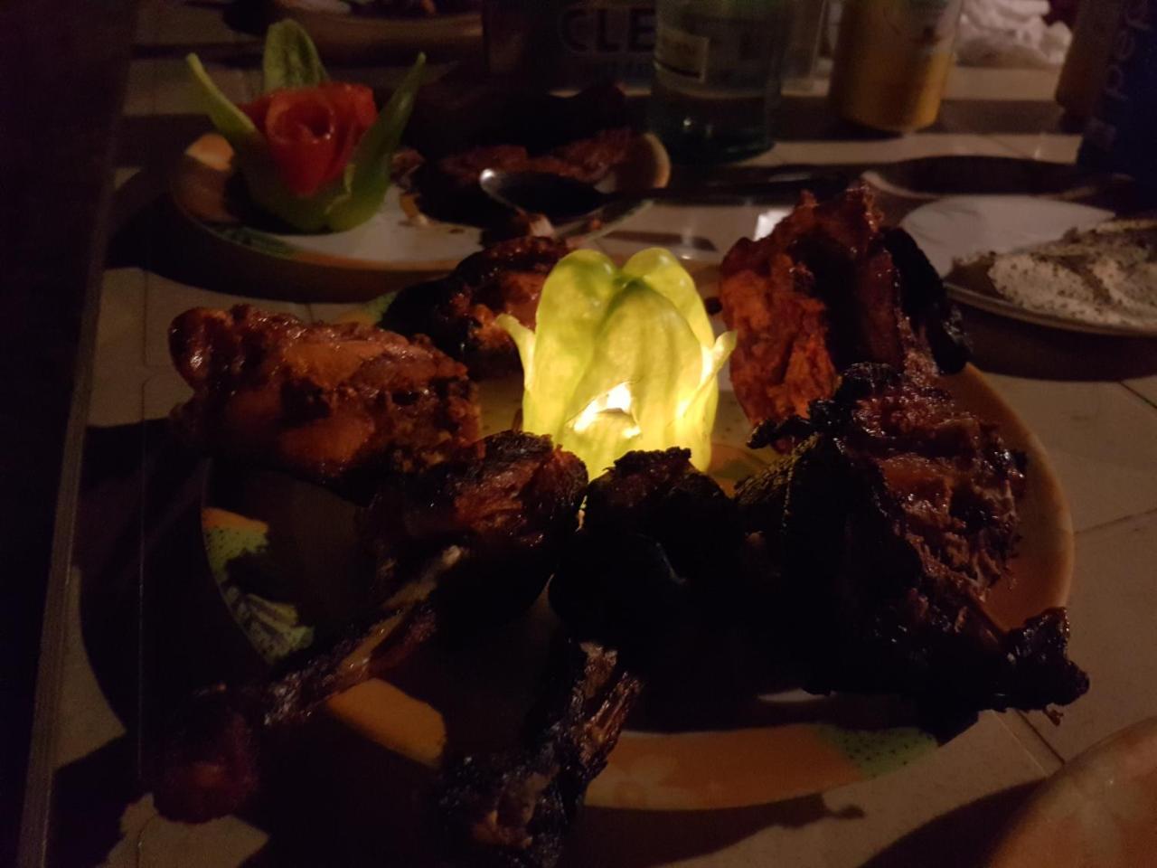 Klub Khavana- The Exclusive Beachfront Resort Vengurla 外观 照片